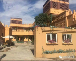 Отель Turpan Silk Road Lodges - The Vines  Турфан